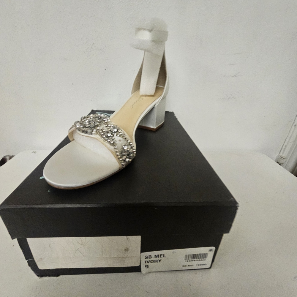 Betsey Johnson SB- MEL